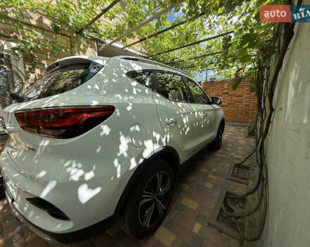 Белый МГ ЗС, объемом двигателя 1.5 л и пробегом 24 тыс. км за 15800 $, фото 2 на Automoto.ua