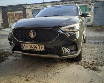 Черный МГ ЗС, объемом двигателя 1.5 л и пробегом 6 тыс. км за 14000 $, фото 1 на Automoto.ua