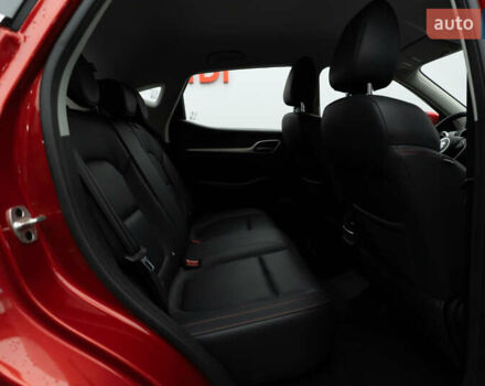 Красный МГ ЗС, объемом двигателя 1.5 л и пробегом 13 тыс. км за 16872 $, фото 3 на Automoto.ua