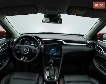 Красный МГ ЗС, объемом двигателя 1.5 л и пробегом 13 тыс. км за 16872 $, фото 8 на Automoto.ua