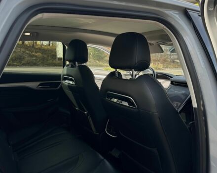 Серый МГ Другая, объемом двигателя 0 л и пробегом 105 тыс. км за 19750 $, фото 9 на Automoto.ua