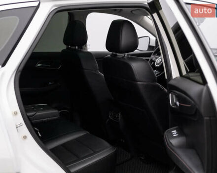 Белый МГ HS, объемом двигателя 1.49 л и пробегом 41 тыс. км за 17360 $, фото 13 на Automoto.ua