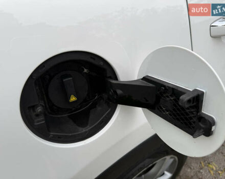 Білий МГ HS, об'ємом двигуна 1.49 л та пробігом 42 тис. км за 24000 $, фото 6 на Automoto.ua