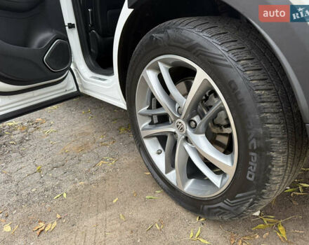 Білий МГ HS, об'ємом двигуна 1.49 л та пробігом 42 тис. км за 24000 $, фото 7 на Automoto.ua