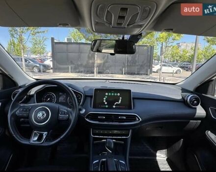 Білий МГ HS, об'ємом двигуна 1.49 л та пробігом 35 тис. км за 19200 $, фото 7 на Automoto.ua