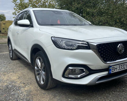 Белый МГ HS, объемом двигателя 2 л и пробегом 30 тыс. км за 19400 $, фото 1 на Automoto.ua