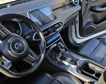 Белый МГ HS, объемом двигателя 1.5 л и пробегом 83 тыс. км за 20000 $, фото 18 на Automoto.ua