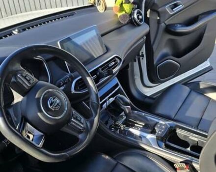 Белый МГ HS, объемом двигателя 1.5 л и пробегом 83 тыс. км за 20000 $, фото 19 на Automoto.ua