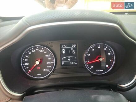 Белый МГ HS, объемом двигателя 1.49 л и пробегом 13 тыс. км за 10500 $, фото 1 на Automoto.ua