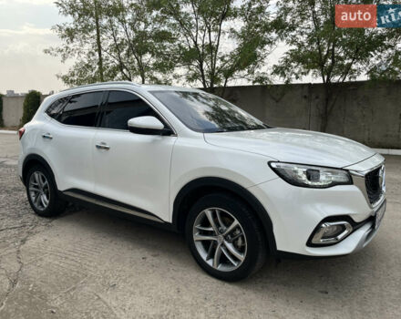 Білий МГ HS, об'ємом двигуна 1.5 л та пробігом 50 тис. км за 16000 $, фото 1 на Automoto.ua