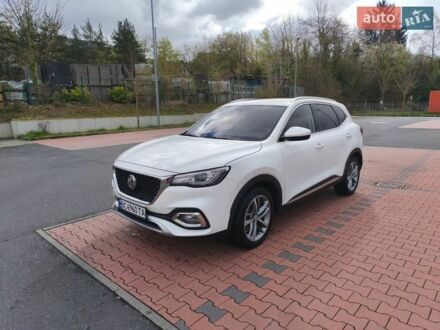 Белый МГ HS, объемом двигателя 1.49 л и пробегом 31 тыс. км за 16500 $, фото 1 на Automoto.ua