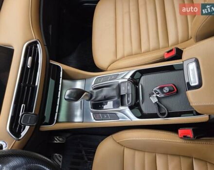 Черный МГ HS, объемом двигателя 2 л и пробегом 45 тыс. км за 16100 $, фото 2 на Automoto.ua