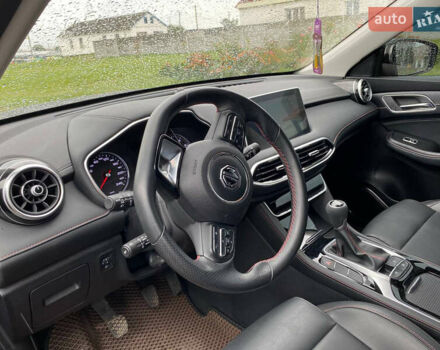 Черный МГ HS, объемом двигателя 1.49 л и пробегом 14 тыс. км за 15900 $, фото 7 на Automoto.ua