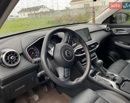 Черный МГ HS, объемом двигателя 1.49 л и пробегом 14 тыс. км за 15900 $, фото 6 на Automoto.ua