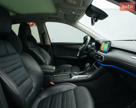 Красный МГ HS, объемом двигателя 2 л и пробегом 38 тыс. км за 19957 $, фото 1 на Automoto.ua