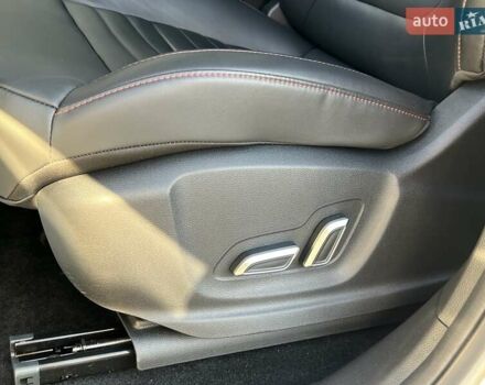 Серый МГ HS, объемом двигателя 1.49 л и пробегом 2 тыс. км за 23474 $, фото 12 на Automoto.ua