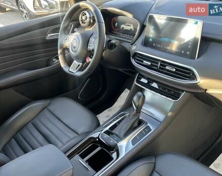 Серый МГ HS, объемом двигателя 1.49 л и пробегом 2 тыс. км за 23474 $, фото 24 на Automoto.ua