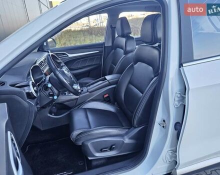 Белый МГ ZS EV, объемом двигателя 0 л и пробегом 62 тыс. км за 13700 $, фото 75 на Automoto.ua