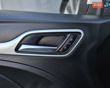 Белый МГ ZS EV, объемом двигателя 0 л и пробегом 62 тыс. км за 13700 $, фото 60 на Automoto.ua