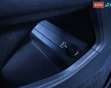 Белый МГ ZS EV, объемом двигателя 0 л и пробегом 62 тыс. км за 13700 $, фото 71 на Automoto.ua