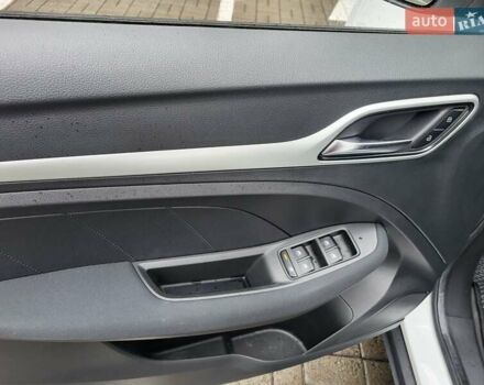 Белый МГ ZS EV, объемом двигателя 0 л и пробегом 140 тыс. км за 12700 $, фото 3 на Automoto.ua