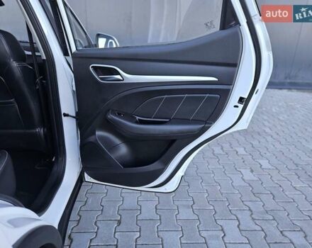 Белый МГ ZS EV, объемом двигателя 0 л и пробегом 62 тыс. км за 13700 $, фото 68 на Automoto.ua