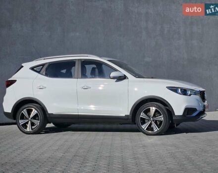 Белый МГ ZS EV, объемом двигателя 0 л и пробегом 62 тыс. км за 13700 $, фото 10 на Automoto.ua
