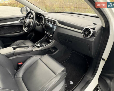 Белый МГ ZS EV, объемом двигателя 0 л и пробегом 52 тыс. км за 13650 $, фото 68 на Automoto.ua