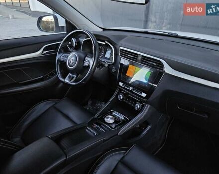 Белый МГ ZS EV, объемом двигателя 0 л и пробегом 62 тыс. км за 13700 $, фото 34 на Automoto.ua