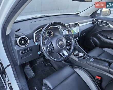 Белый МГ ZS EV, объемом двигателя 0 л и пробегом 62 тыс. км за 13700 $, фото 76 на Automoto.ua