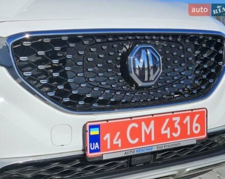 Белый МГ ZS EV, объемом двигателя 0 л и пробегом 62 тыс. км за 13700 $, фото 23 на Automoto.ua