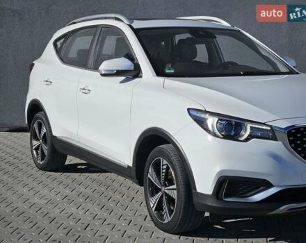 Белый МГ ZS EV, объемом двигателя 0 л и пробегом 62 тыс. км за 13700 $, фото 12 на Automoto.ua