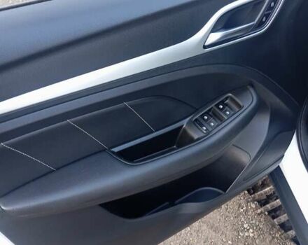 Белый МГ ZS EV, объемом двигателя 0 л и пробегом 36 тыс. км за 12999 $, фото 15 на Automoto.ua