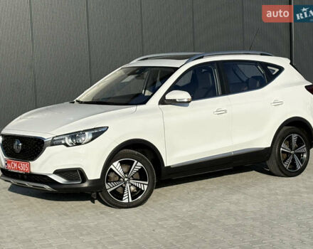 Белый МГ ZS EV, объемом двигателя 0 л и пробегом 52 тыс. км за 13650 $, фото 11 на Automoto.ua