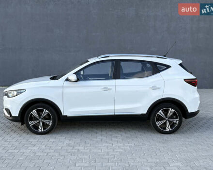 Белый МГ ZS EV, объемом двигателя 0 л и пробегом 52 тыс. км за 13650 $, фото 13 на Automoto.ua