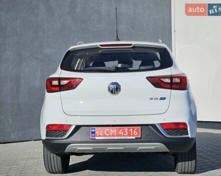 Белый МГ ZS EV, объемом двигателя 0 л и пробегом 62 тыс. км за 13700 $, фото 14 на Automoto.ua