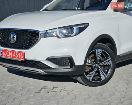 Белый МГ ZS EV, объемом двигателя 0 л и пробегом 62 тыс. км за 13700 $, фото 20 на Automoto.ua