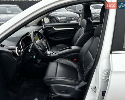 Белый МГ ZS EV, объемом двигателя 0 л и пробегом 36 тыс. км за 14450 $, фото 28 на Automoto.ua