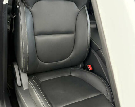 Белый МГ ZS EV, объемом двигателя 0 л и пробегом 52 тыс. км за 13650 $, фото 65 на Automoto.ua