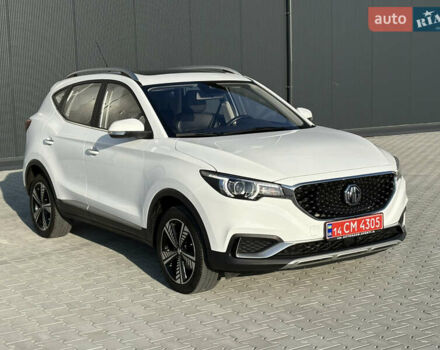 Белый МГ ZS EV, объемом двигателя 0 л и пробегом 52 тыс. км за 13650 $, фото 5 на Automoto.ua
