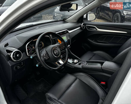 Белый МГ ZS EV, объемом двигателя 0 л и пробегом 36 тыс. км за 14450 $, фото 30 на Automoto.ua