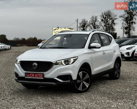 Белый МГ ZS EV, объемом двигателя 0 л и пробегом 36 тыс. км за 14450 $, фото 3 на Automoto.ua