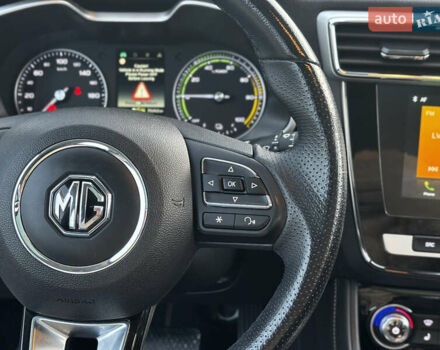 Білий МГ ZS EV, об'ємом двигуна 0 л та пробігом 70 тис. км за 13850 $, фото 27 на Automoto.ua