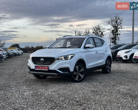Білий МГ ZS EV, об'ємом двигуна 0 л та пробігом 70 тис. км за 13850 $, фото 4 на Automoto.ua