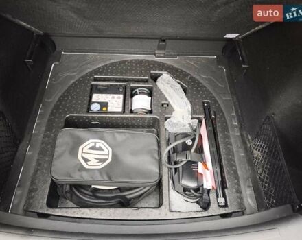 Білий МГ ZS EV, об'ємом двигуна 0 л та пробігом 12 тис. км за 13700 $, фото 8 на Automoto.ua