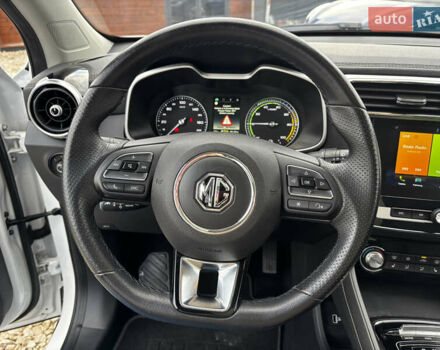 Белый МГ ZS EV, объемом двигателя 0 л и пробегом 36 тыс. км за 14000 $, фото 23 на Automoto.ua