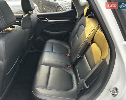 Белый МГ ZS EV, объемом двигателя 0 л и пробегом 57 тыс. км за 14100 $, фото 35 на Automoto.ua