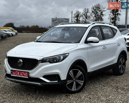 Білий МГ ZS EV, об'ємом двигуна 0 л та пробігом 42 тис. км за 14450 $, фото 12 на Automoto.ua
