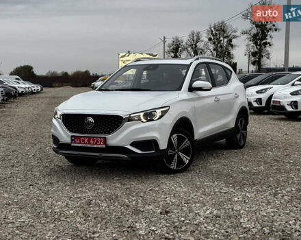 Білий МГ ZS EV, об'ємом двигуна 0 л та пробігом 36 тис. км за 14450 $, фото 5 на Automoto.ua