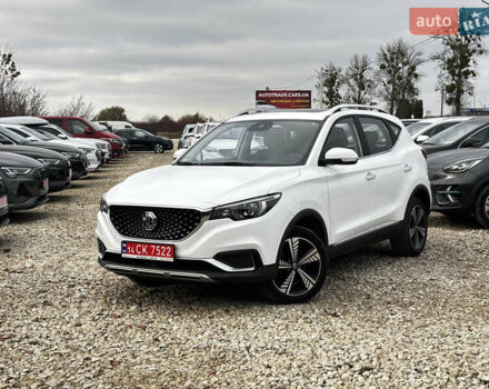 Белый МГ ZS EV, объемом двигателя 0 л и пробегом 45 тыс. км за 14300 $, фото 4 на Automoto.ua